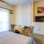 Familia Szabo Vendeghaz Guest house Heviz