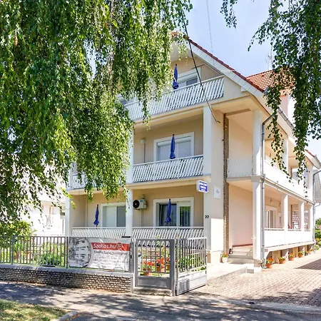 Familia Szabo Vendeghaz Hévíz