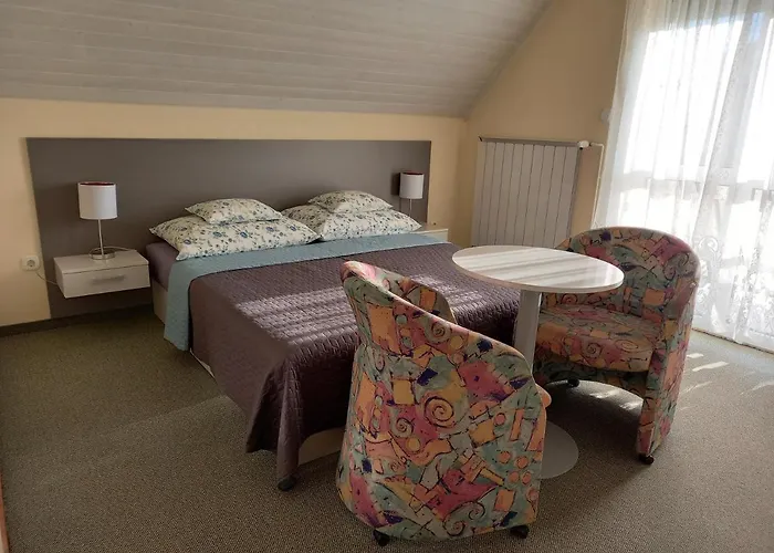 Familia Szabo Vendeghaz 3*