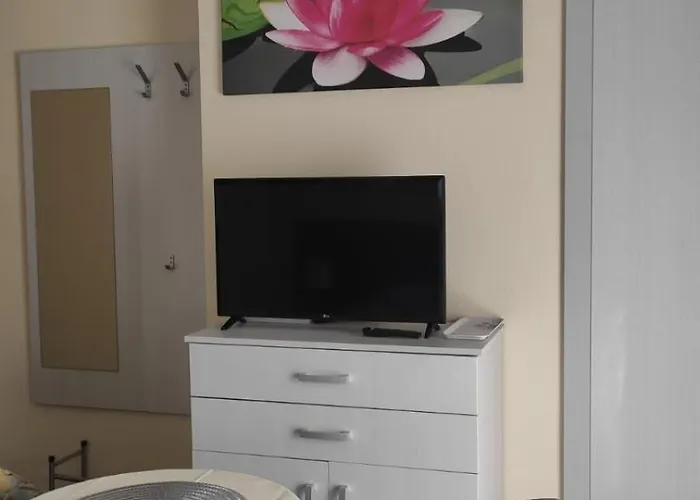 Familia Szabo Vendeghaz ヘーヴィーズ