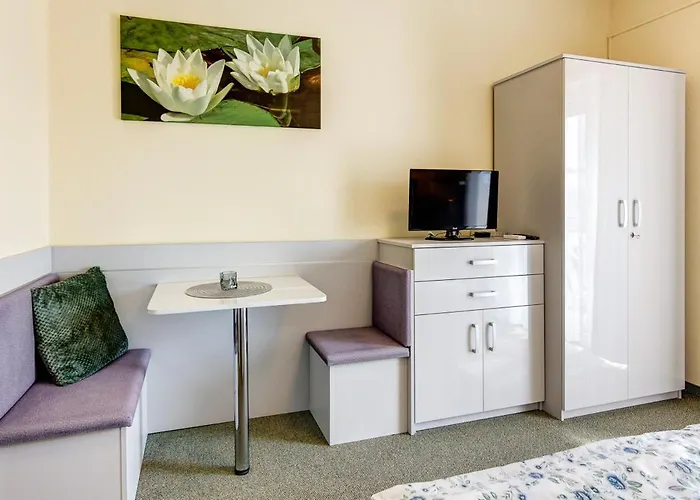 ゲストハウス Familia Szabo Vendeghaz 3*